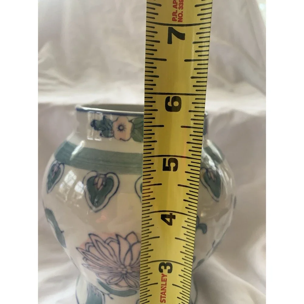 Vintage Chinese Blue & White Porcelain Jar Vase – Floral – 5.75”